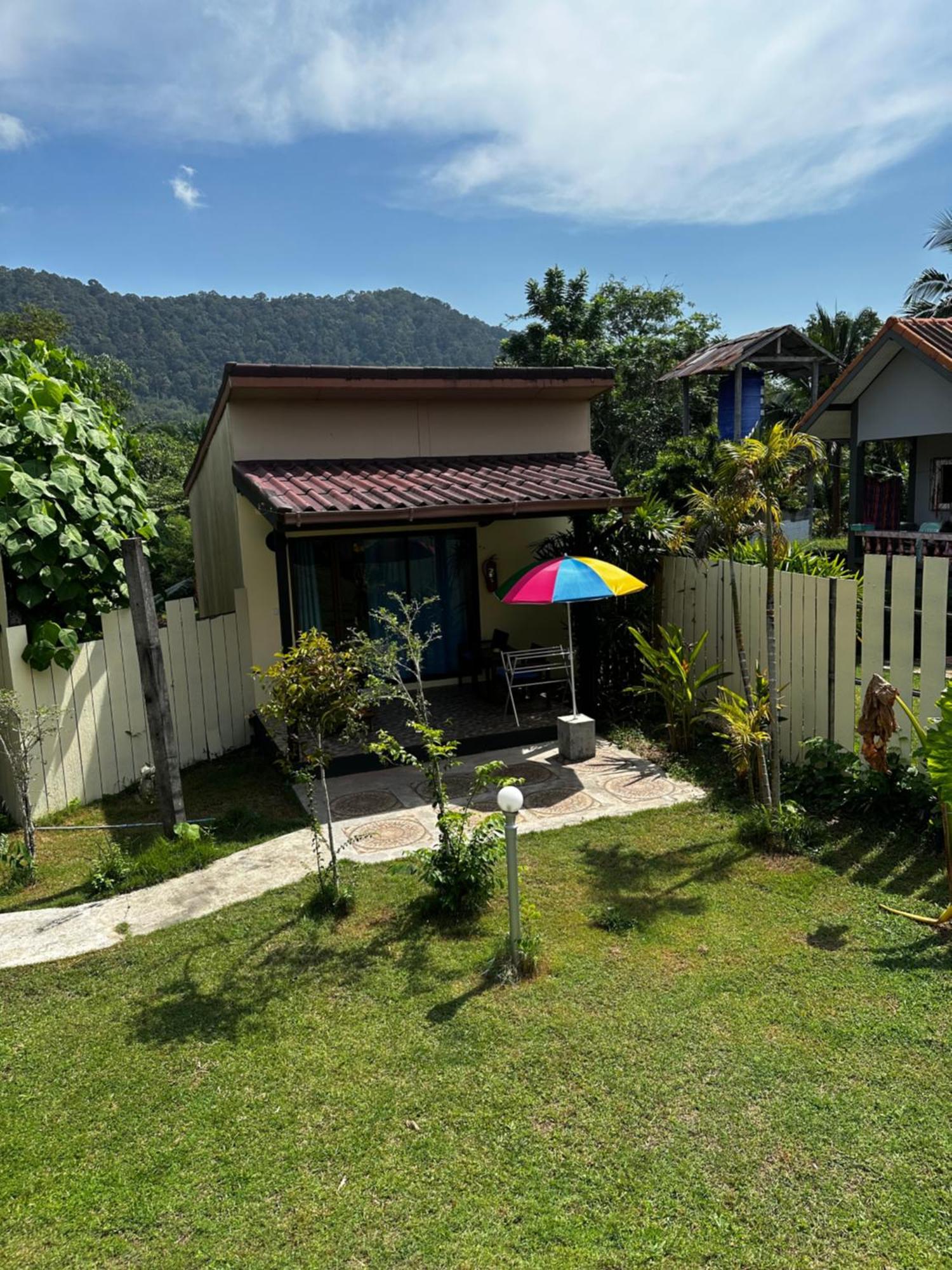 เอสเคปเคบิ้น Apartment เกาะลันตา ภายนอก รูปภาพ